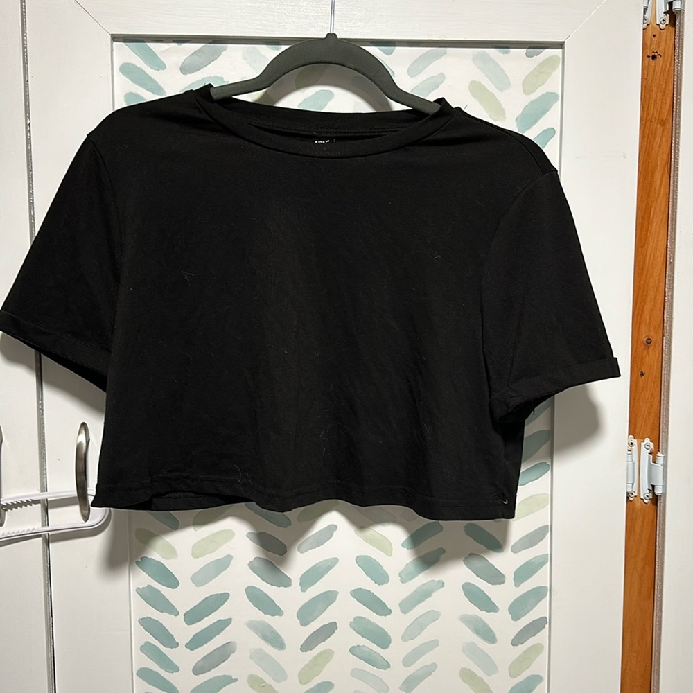 Crew neck crop top